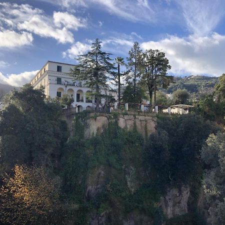 Hotel Relais La Rupe Península Sorrentina Exterior foto