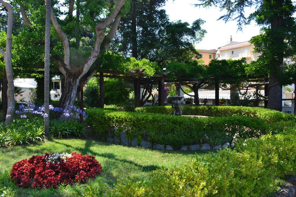 Hotel Relais La Rupe Península Sorrentina Exterior foto