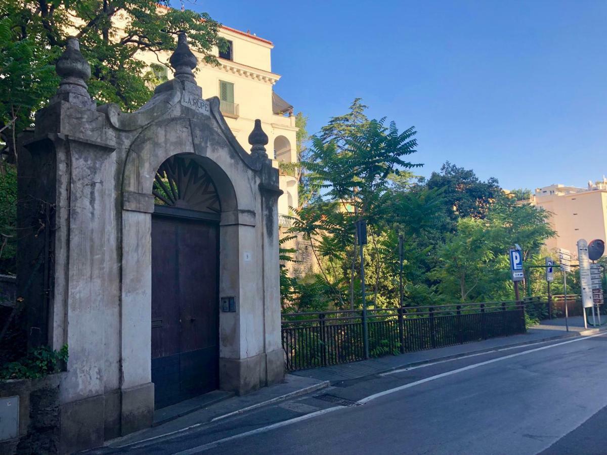 Hotel Relais La Rupe Península Sorrentina Exterior foto